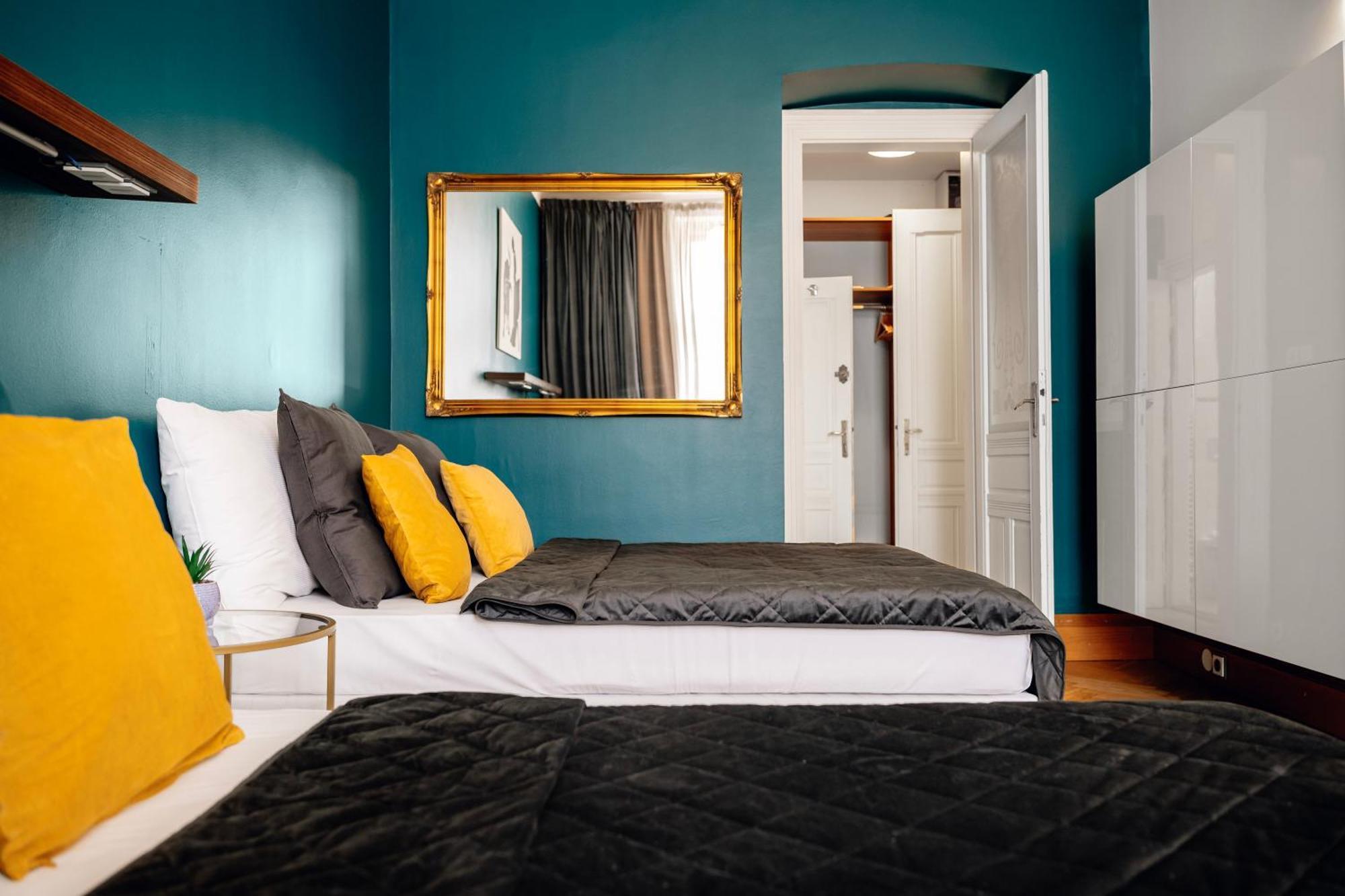 Heritage Haven Charming 3br Center Apartment Prag