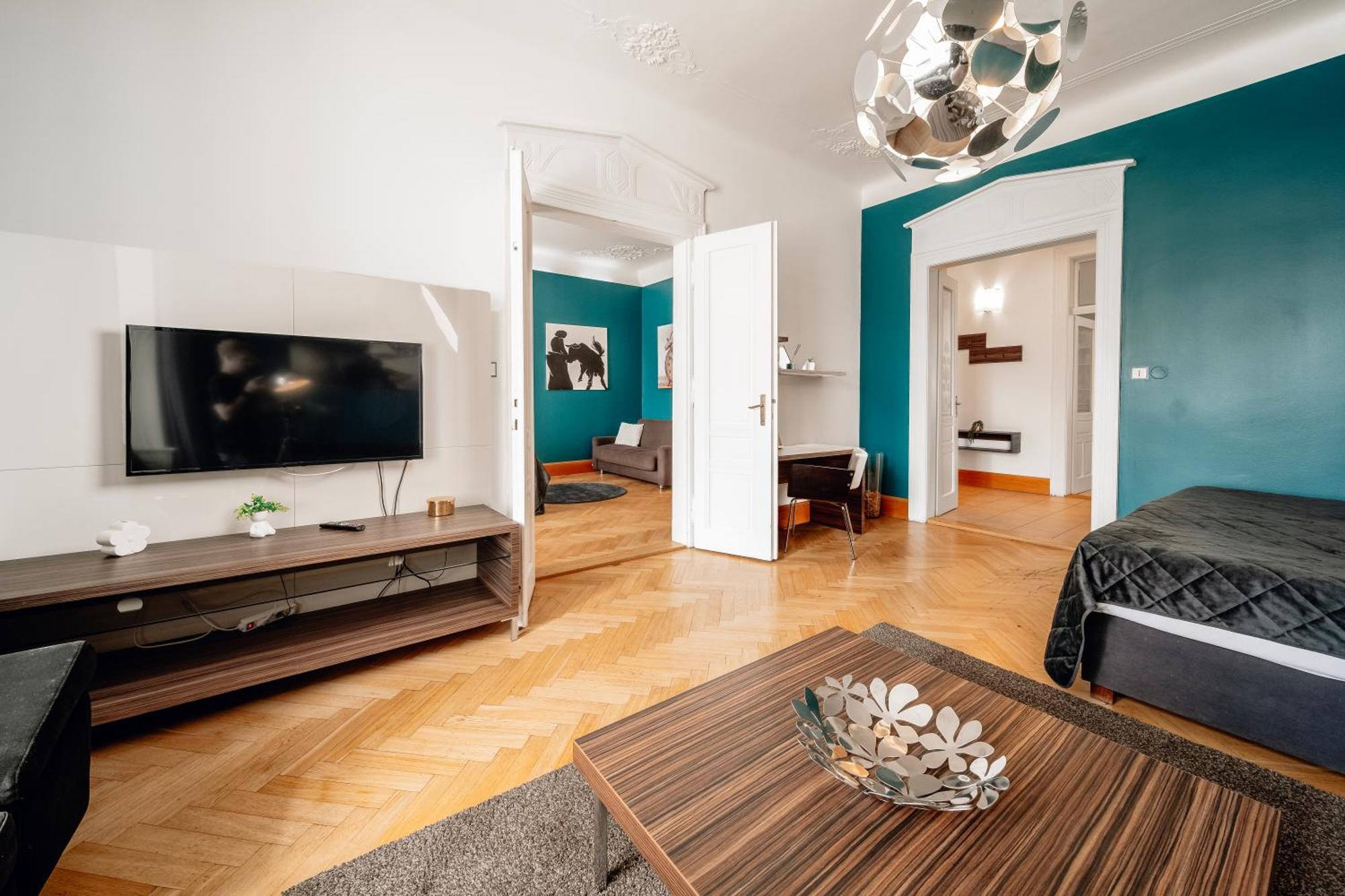 Apartment Heritage Haven Charming 3br Center Prag